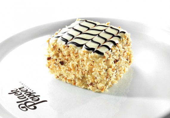 kahveli_mono_pasta_kucuk